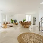 Ammos Villa, With Ocean View 빌라 *